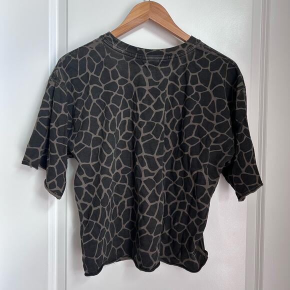 Nation Ltd. Giraffe Print Oversized T Shirt - Picture 3 of 7